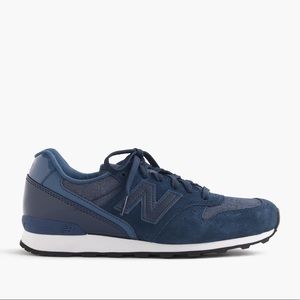 CLOSING SALE / MAKE OFFERS • New Balance Sneaker